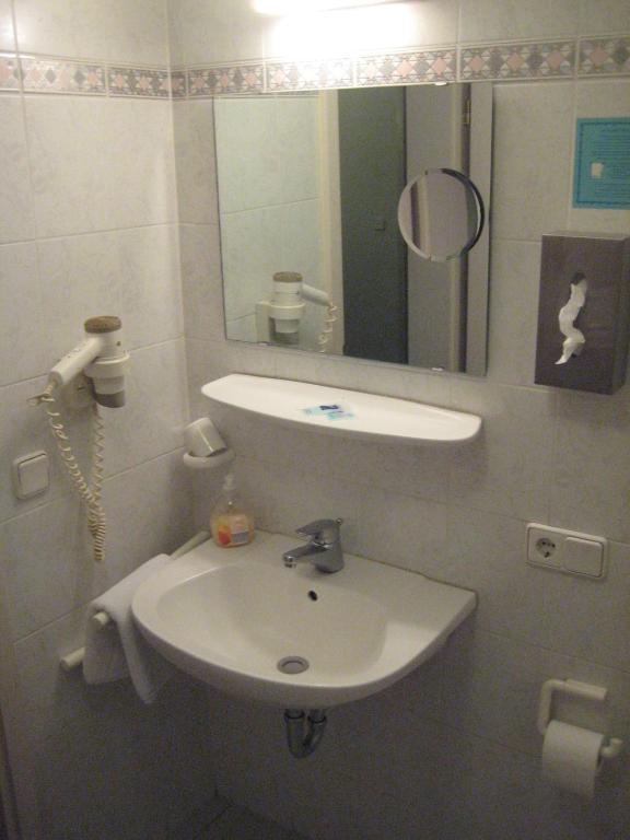 Hotel-Doerfler Garni Kahl am Main Quarto foto